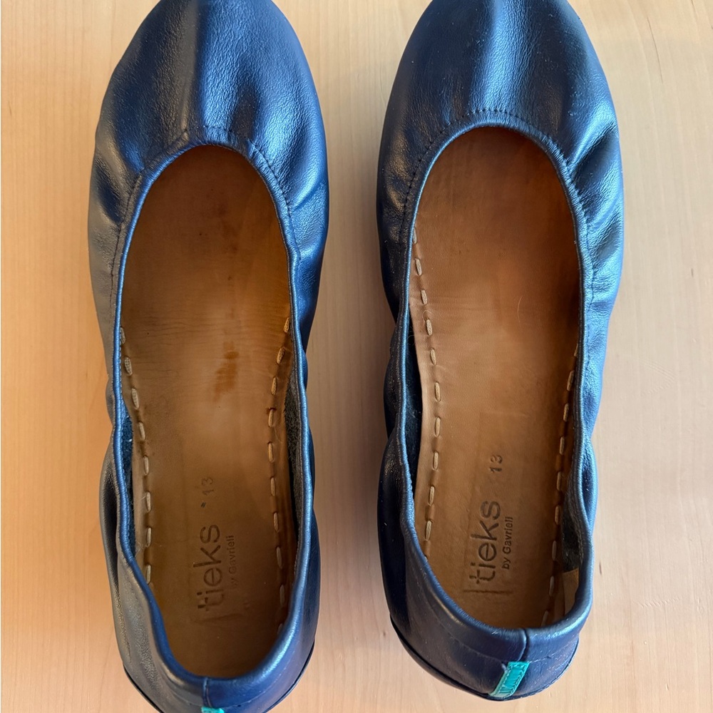 Navy Tieks - Women’s size 13 - GUC